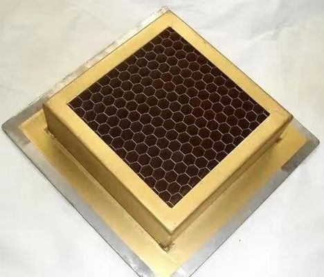 Évent cellulaire à caractéristique de transmission passe-bas doté d'une propriété anticorrosion supérieure, adaptable aux circonstances ambiantes sévères