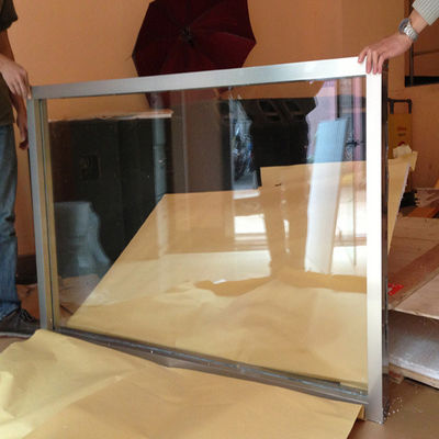 Verre au plomb de haute densité pour la protection contre les rayonnements avec écran de 2,6 mmPb et transmission lumineuse à 95% pour les salles de rayons X