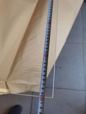 Résistance aux rayonnements à haute résistance aux chocs Écran de verre de surface poli Convient pour les salles de rayons X Les installations médicales et industrielles
