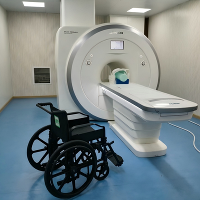 Fauteuil roulant non magnétique pour salle d'IRM 3.0T avec cadre en alliage d'aluminium et repose-pieds réglable