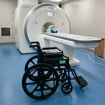 Fauteuil roulant non magnétique avec hauteur d'assise de 50 cm, accoudoir rembourré amovible et roues arrière solides de 24