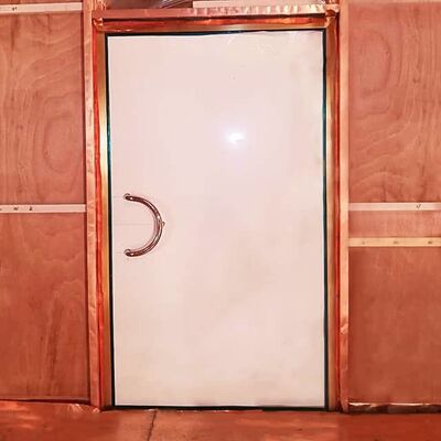 Porte battante en feuille de cuivre, porte blindée RF avec une efficacité de blindage de 100 dB pour les salles d'IRM