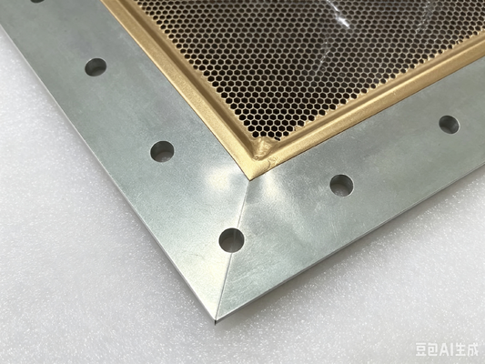 Résistance à la corrosion élevée Aéroglisseurs à ondes de nid d'abeille avec haute résistance à la température et haute perméabilité à l'air pour les salles RF IRM